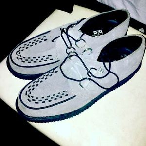 Creeper Shoes. Worn indoors once. No scuffs. Excellent